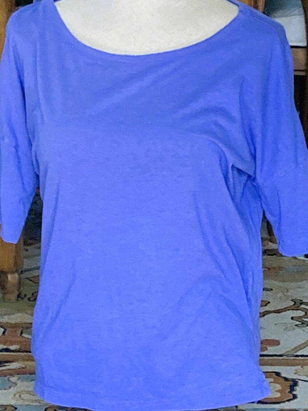 Women's Gap t-shirt. Low neck (S)